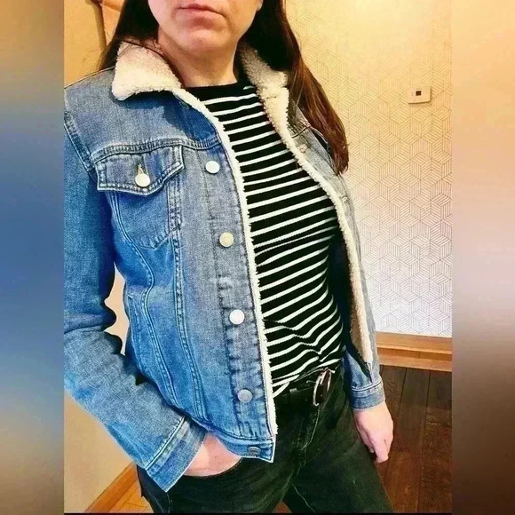 Gap for GOOD Classic Light Weight Denim Jacket w/ Wool Collar - Picture 2 of 5